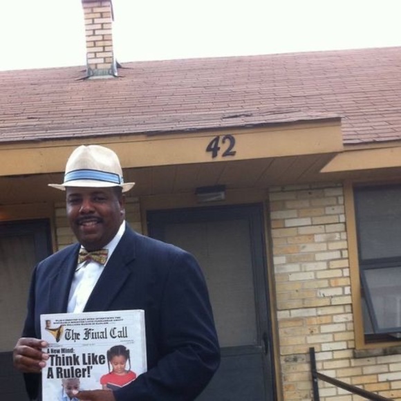 Meet your Posher, Reginald - Picture 1 of 1